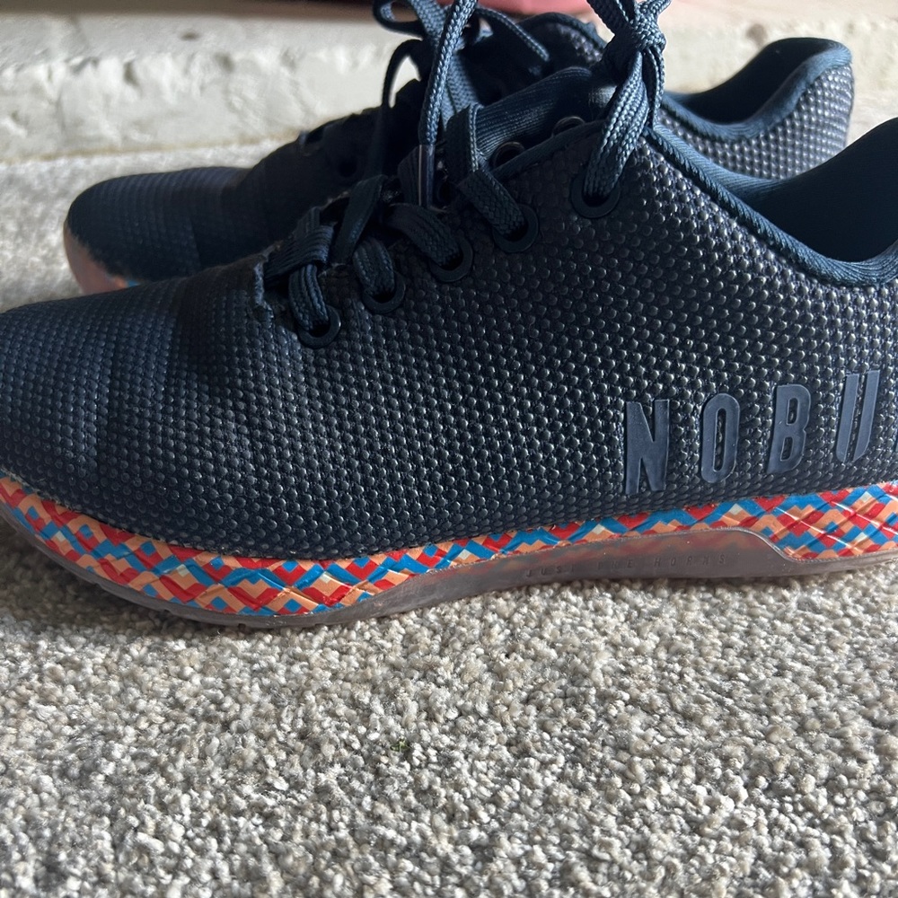 Womens 7.5 Navy NoBull